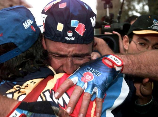Johan Museeuw (Belgium) was overcome with emotion after winning the 1996 Worlds