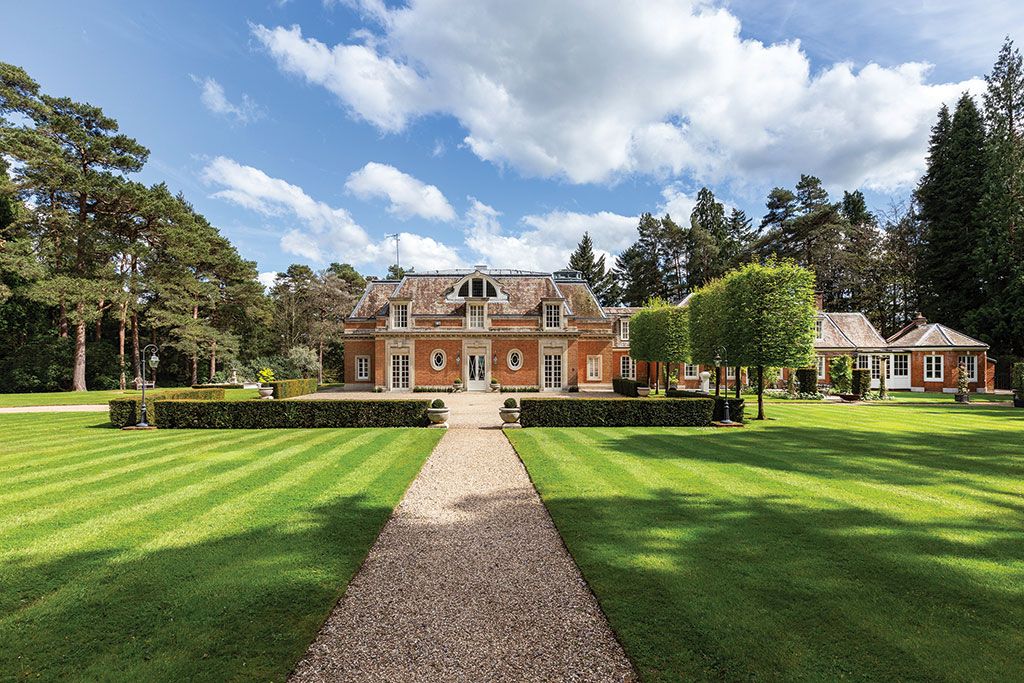 Houses for sale with libraries: Charles Hill Court, Tilford, Farnham, Surrey.