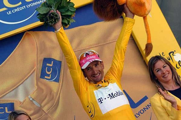 Serguei Gonchar (T-Mobile) will wear the maillot jaune going into tomorrow's rest day in Bordeaux