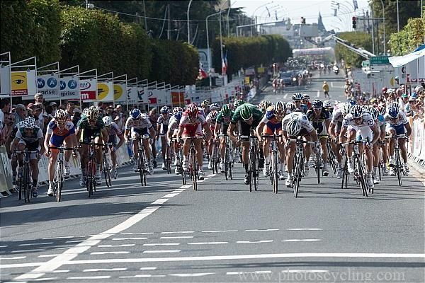 Ravard got his sprint just right
