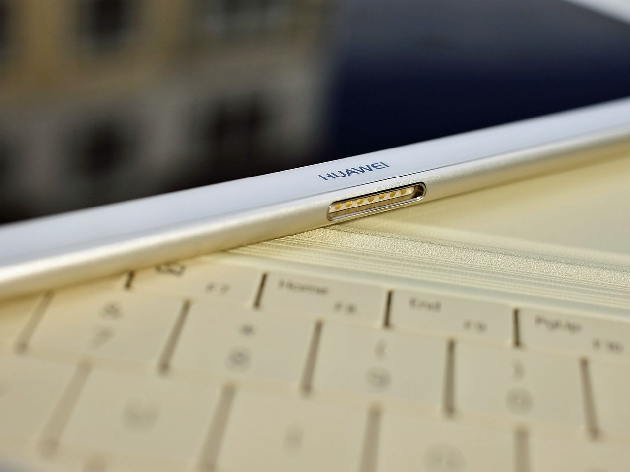 Huawei MateBook keys