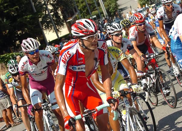 Mauricio Soler (Barloworld) would finish the day in 21st place.