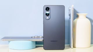 Samsung Galaxy S25 Edge in black, blue, and silver