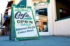 Paso Robles, Los Robles Cafe