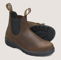 CHELSEA BOOTS IN ANTIQUE BROWN, $229.95 (£183) | Blundstone