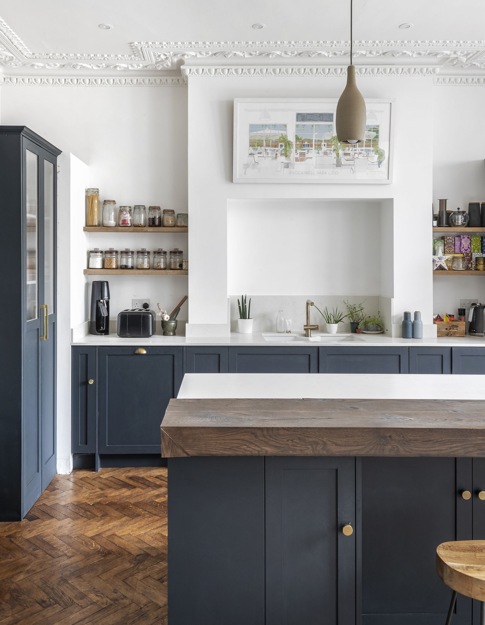 Proof Kitchen What type of kitchen never goes out of style? This one is