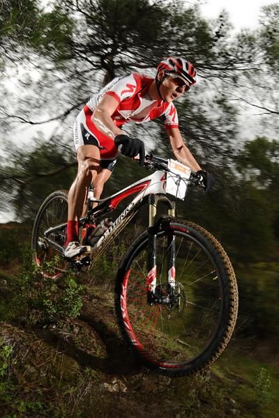 Jaroslav Kulhavy (Specialized Factory Team) on the downhill