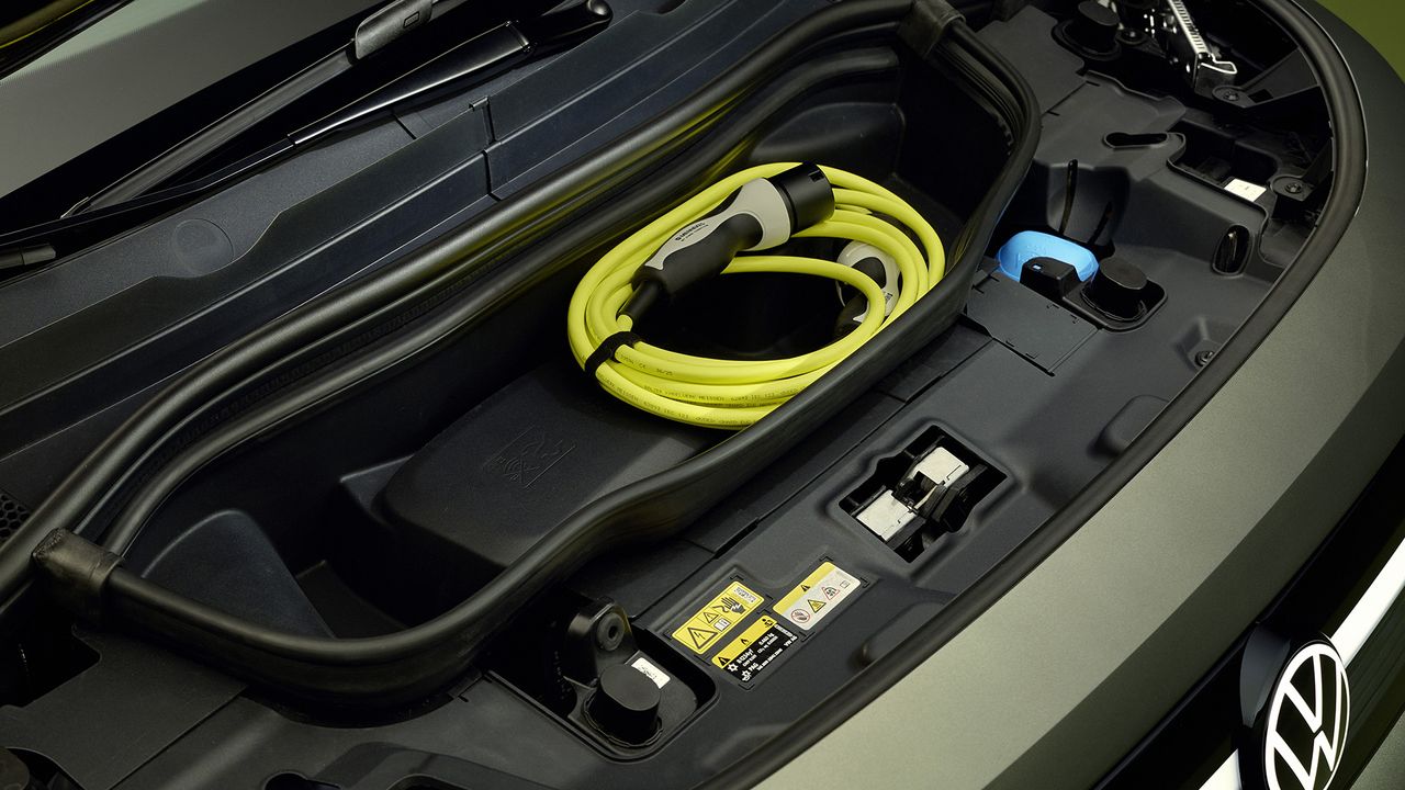 VW ID Cross in green