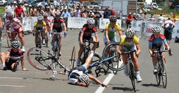 The crash on lap six which took out Peta Mullens and Kirsty Broun