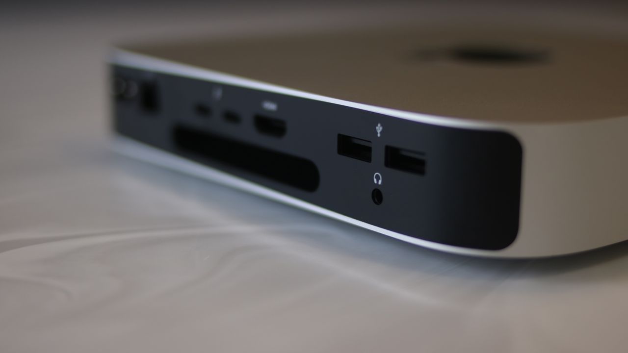 The ports on the Apple Mac Mini (M2)