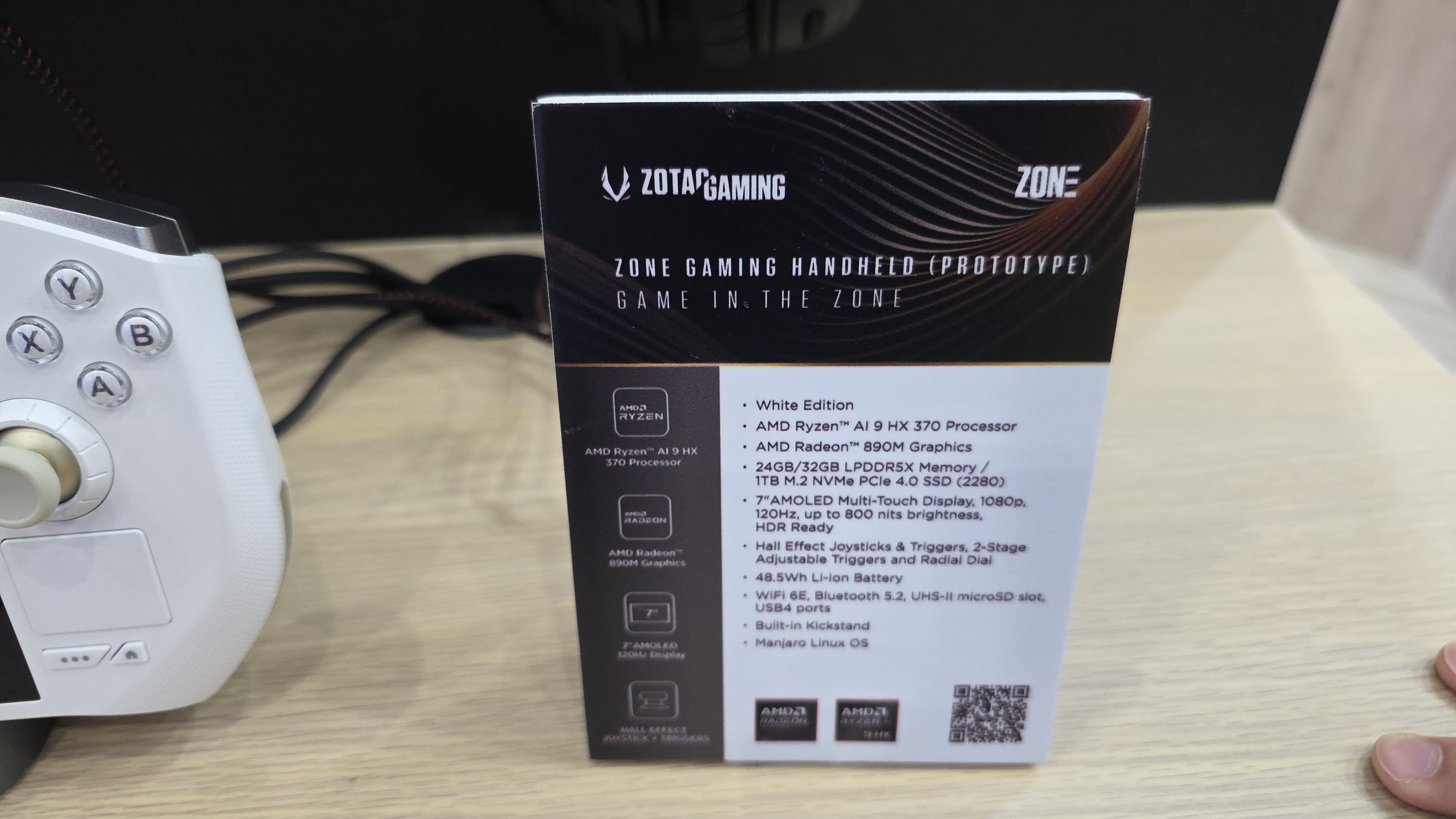 Zotac Zone 2 specifications