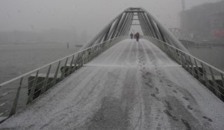 icy-bridge-02