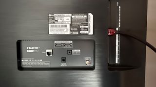 LG B2 OLED: pannello posteriore con le connessioni I/O
