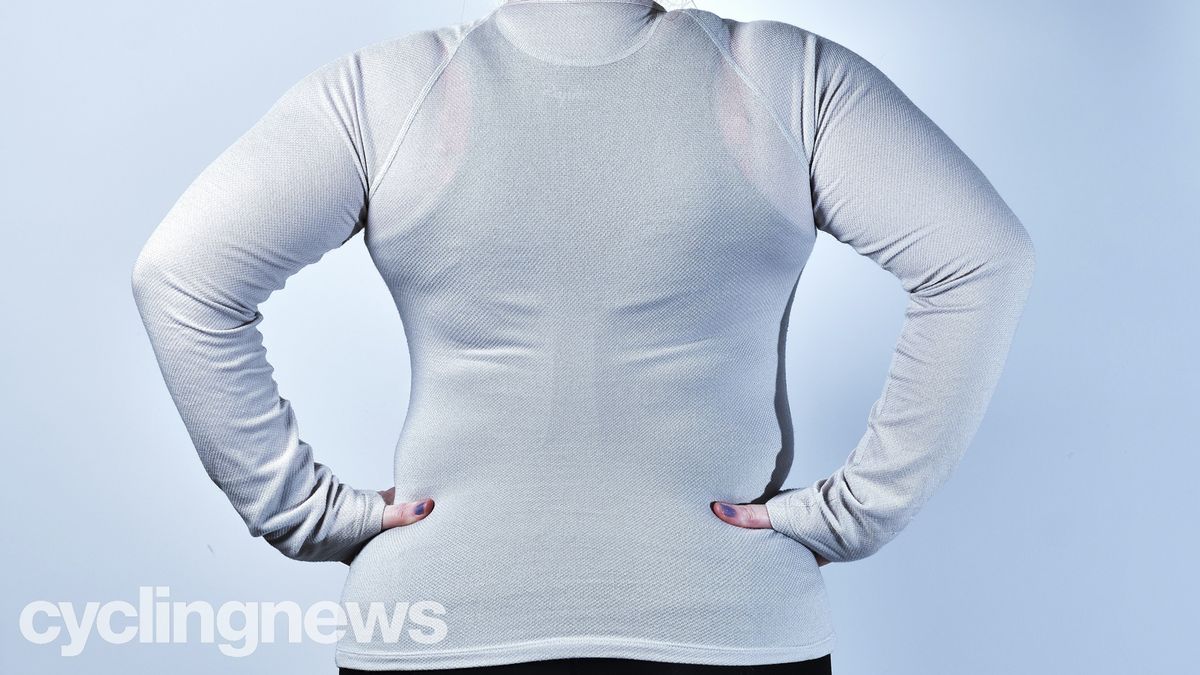 Velocio Women's Merino Mesh LS base layer review