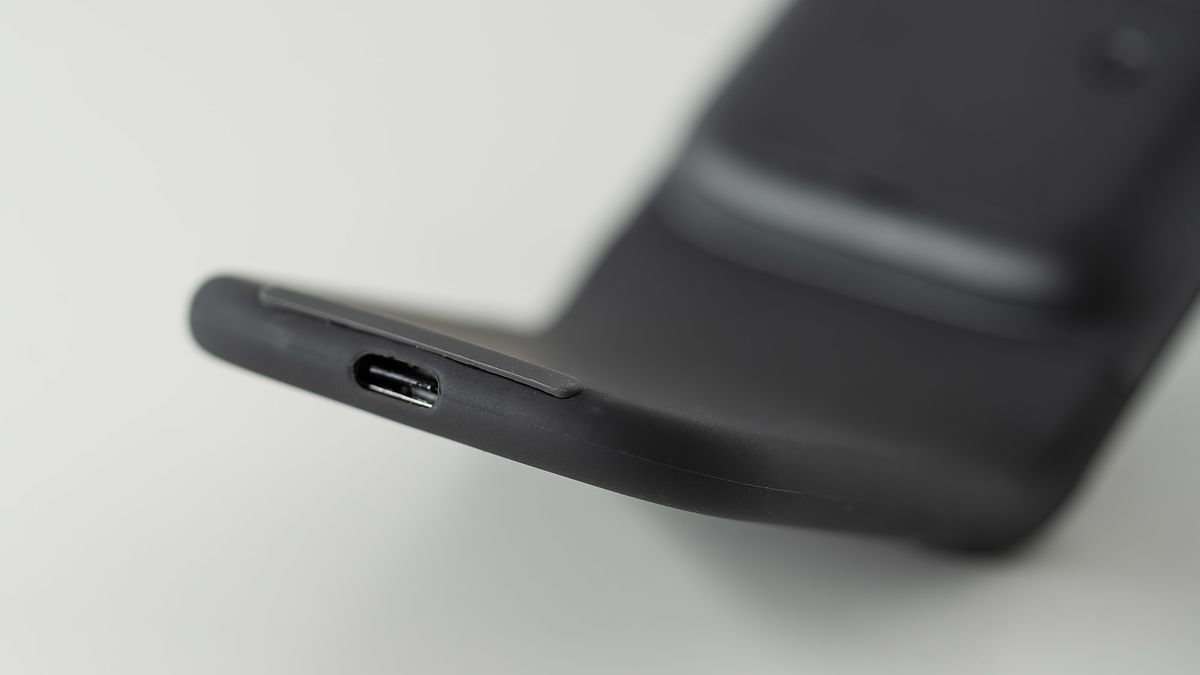 Logitech Mobi Fold travel mouse