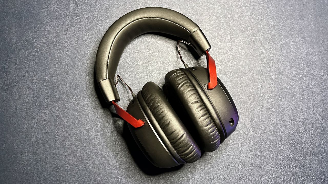 HyperX Cloud III Wireless