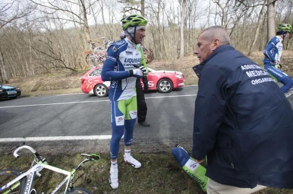 Ivan Basso (Liquigas) after his crash on stage 2 of Paris-Nice