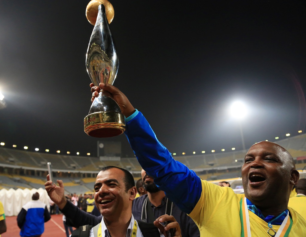 Pitso Mosimane lifting the Caf Champions League title