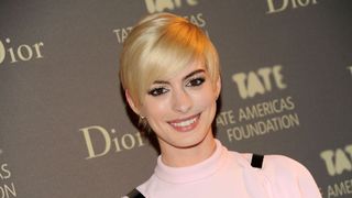 anne hathaway with a wixie haircut
