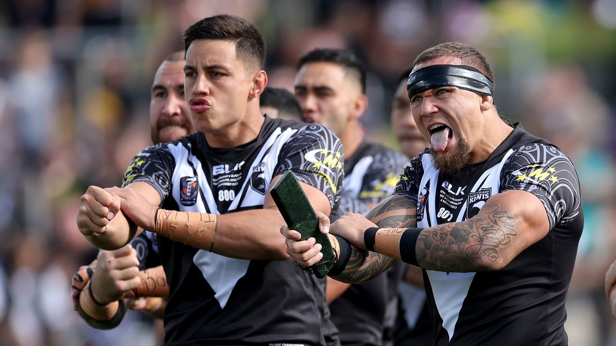 James Fisher-Harris of New Zealand leads the haka during the Men&#039;s Pacific Championship 