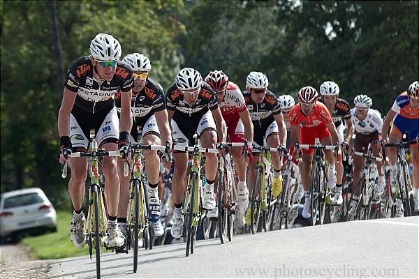 Bretagne-Schuller riders set the pace.