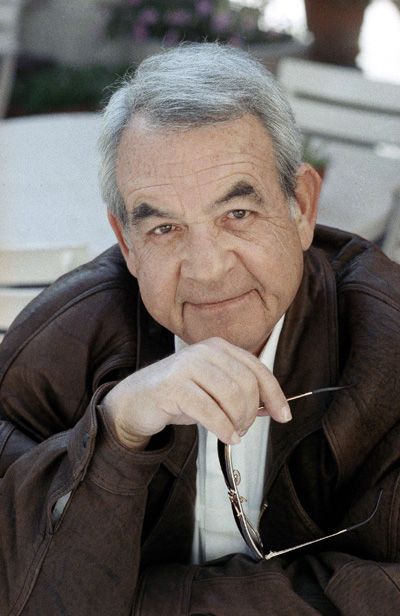 Happy Days star Tom Bosley dies, aged 83