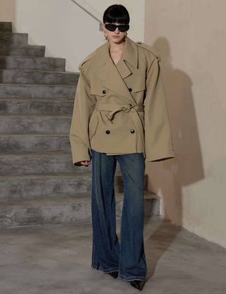 Übergroß geschnittener Twill-Trenchcoat