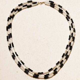 jewellery gifts black and white 3 chain beaded necklace