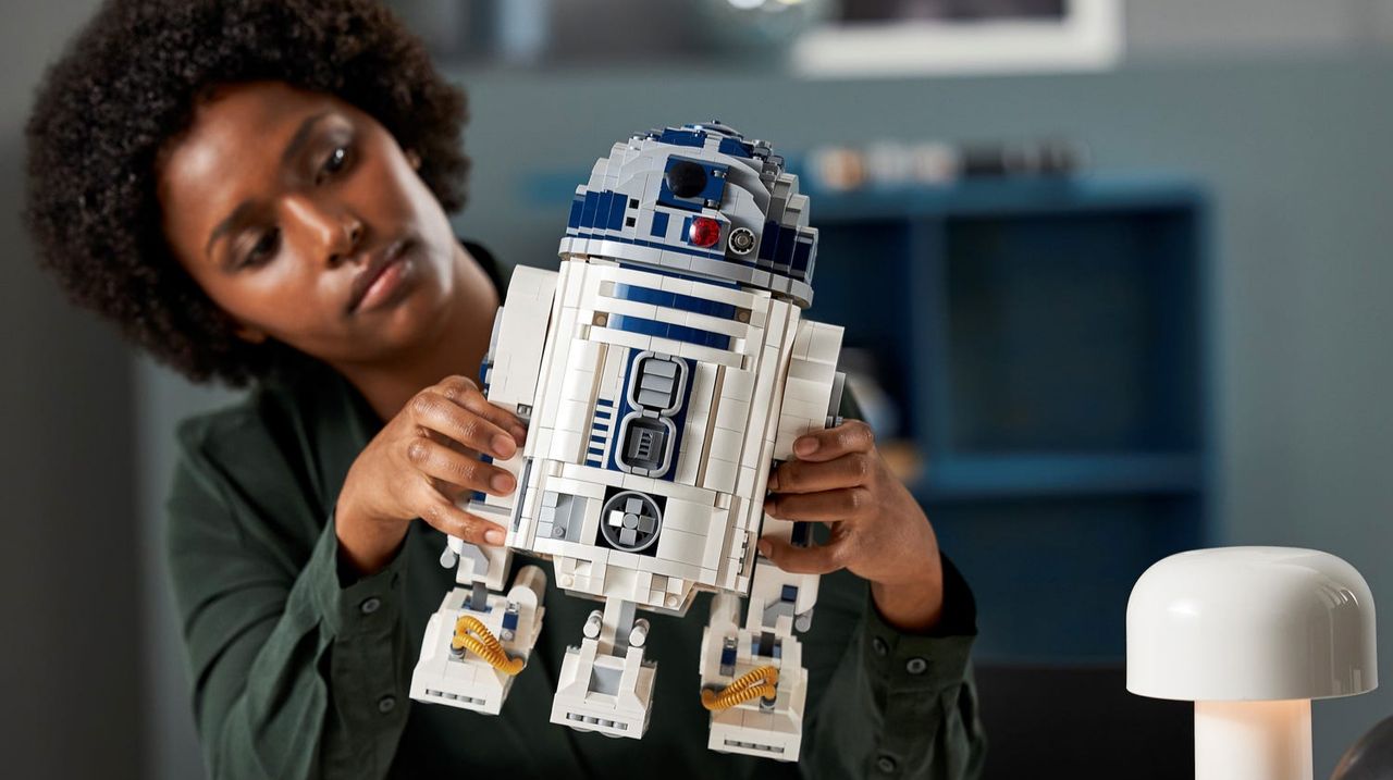 Lego has an epic new R2-D2 droid, its biggest and best yet, available for May the 4th 2021.