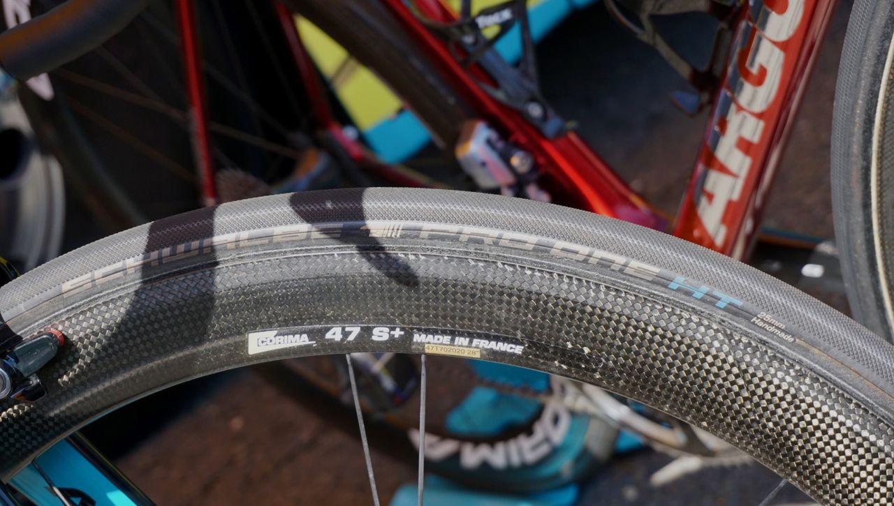 Astana races on Schwalbe