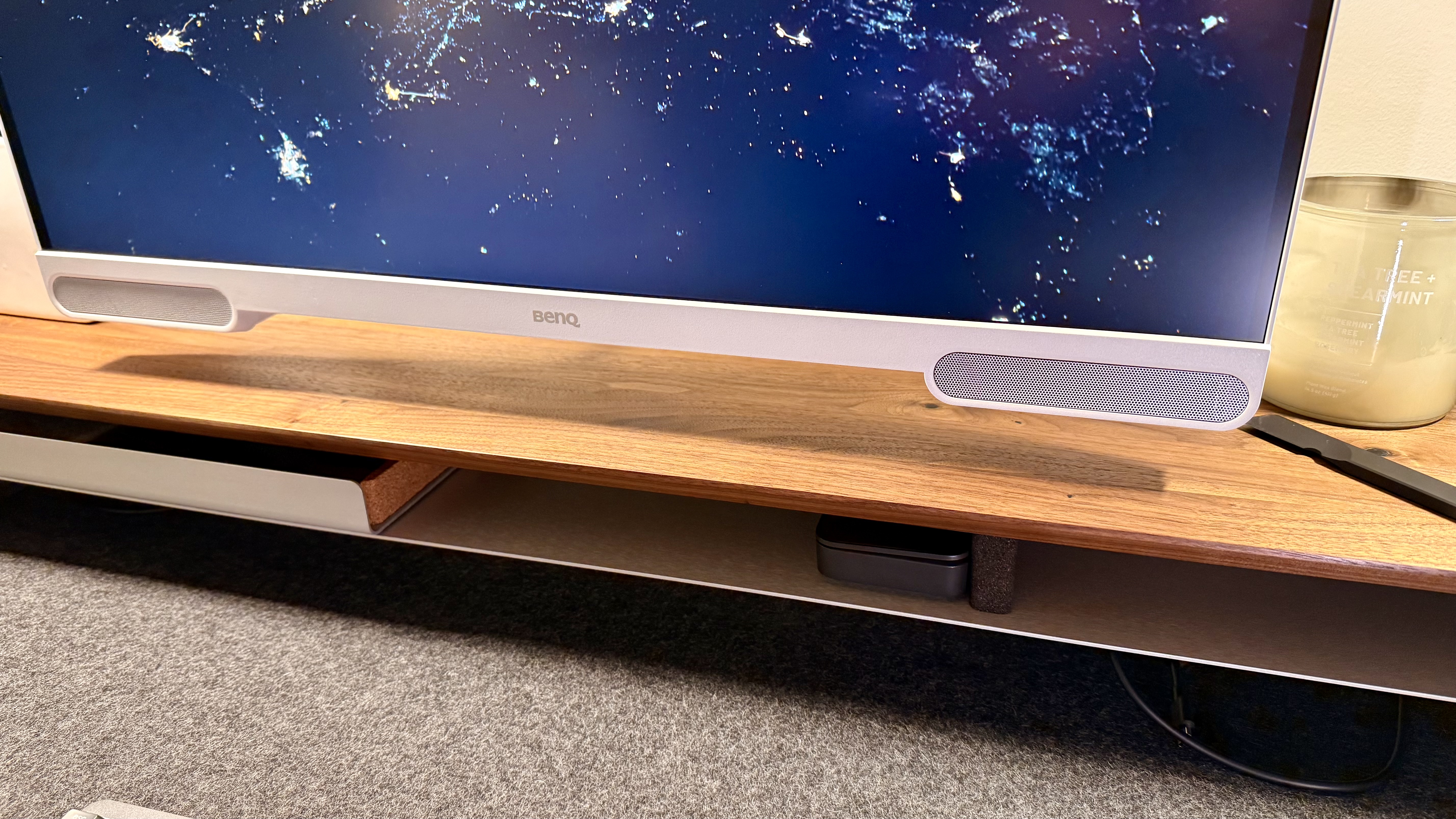 BenQ EW2790U