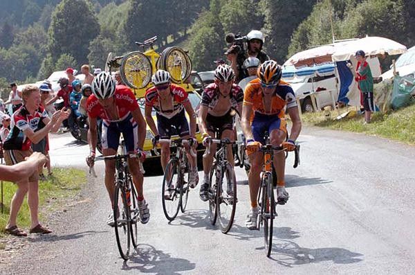 Boogerd, Evans, Schleck and Menchov riding together for a bit