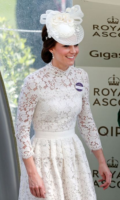 Women must wear hats to all formal events.