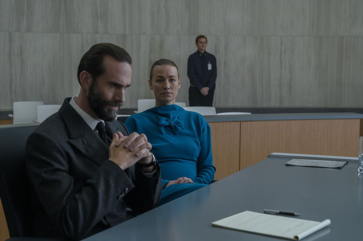 Serena and Fred Waterford in The Handmaid&#039;s Tale Testimony