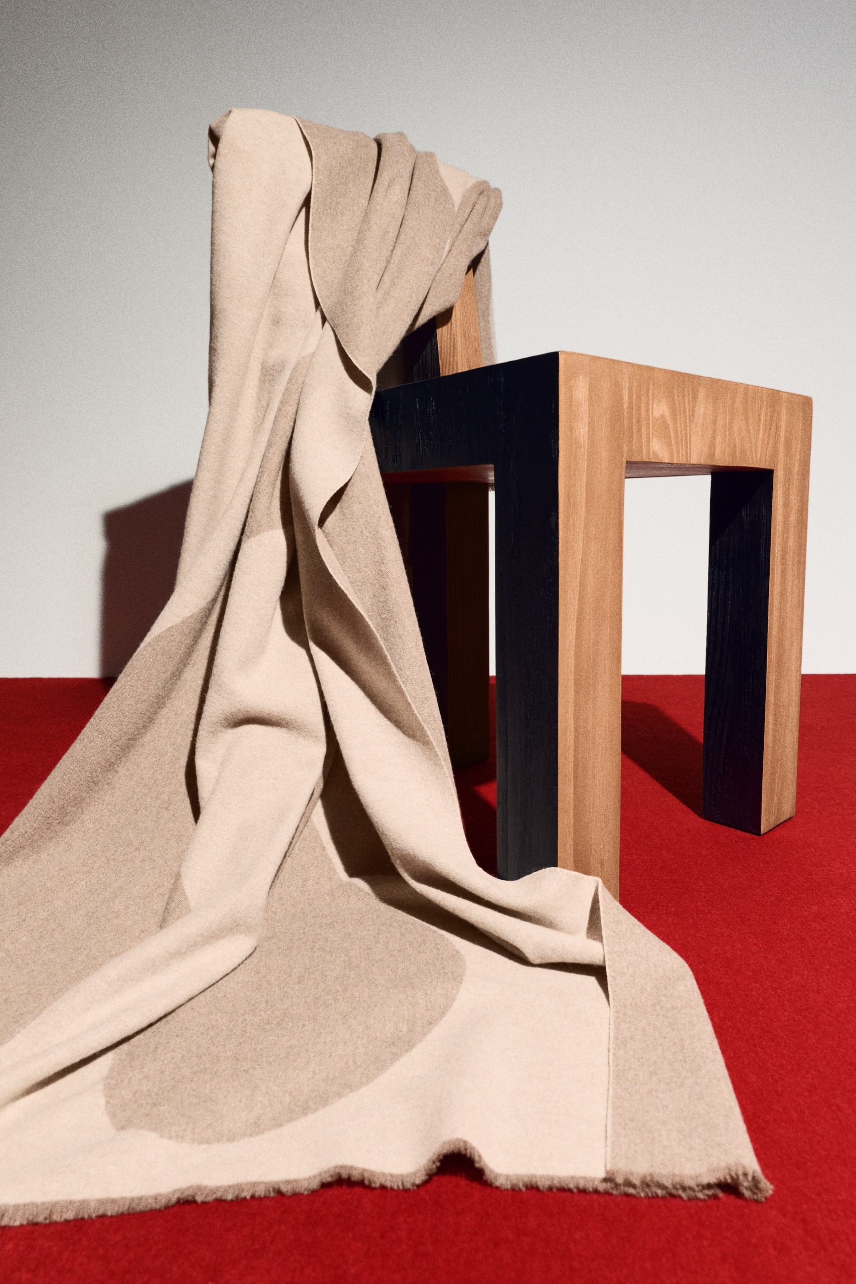 Cyma Throw