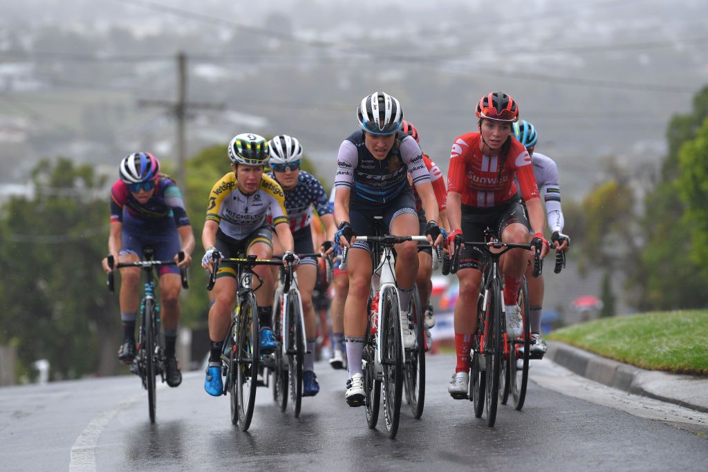 Trek-Segafredo&rsquo;s Tayler Wiles leads eventual winner Liane Lippert (Sunweb, right) and Mitchelton-Scott&rsquo;s Amanda Spratt (left) up the Challambra Crescent climb