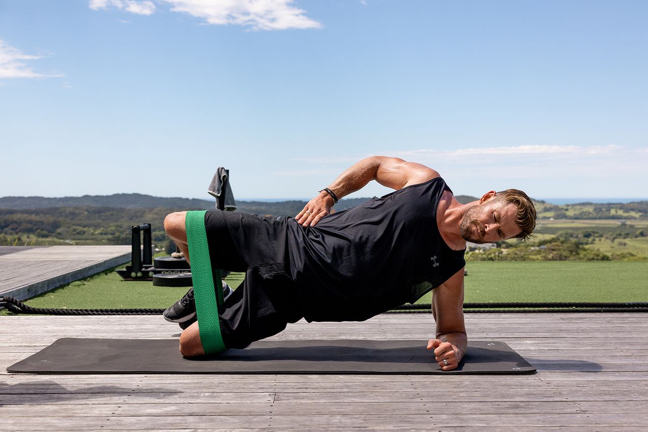 centr chris hemsworth workout