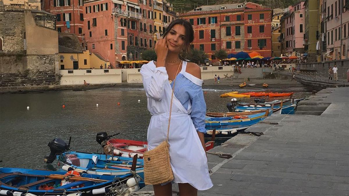 emily ratajkowski red zara dress Emily Ratajkowski Recycles Her Red Zara Dress