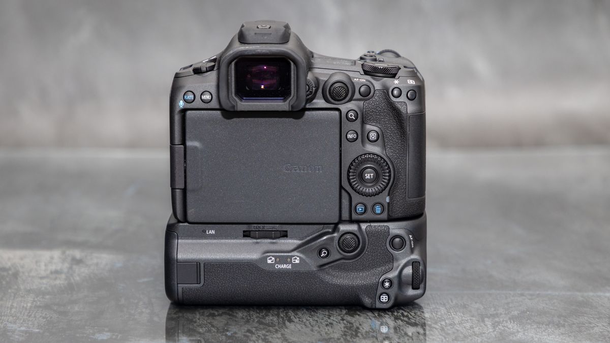 Canon BG-R20EP Battery Grip for Canon EOS R5 Mark II