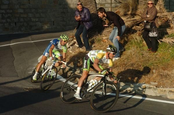 Simon Gerrans (GreenEdge) leads Nibali