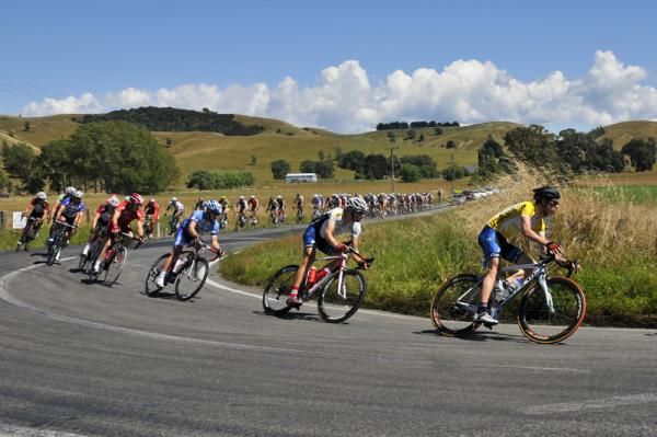 Michael Torckler (Cardno Team) leads the peloton