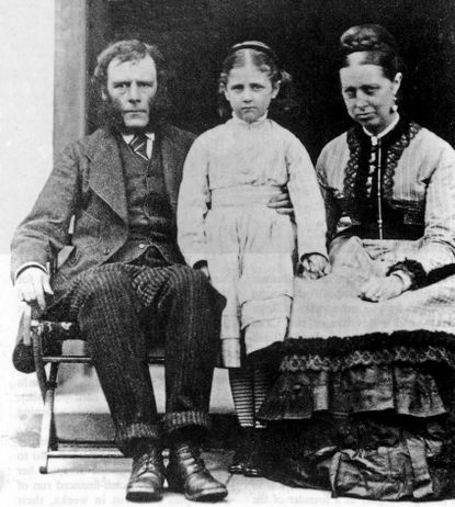 Young Beatrix Potter with Her Parents, 1877. Credit: Alamy