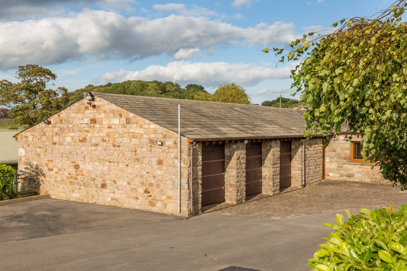 thwaite-end-barn-26-scaled-e1590142238887.jpg