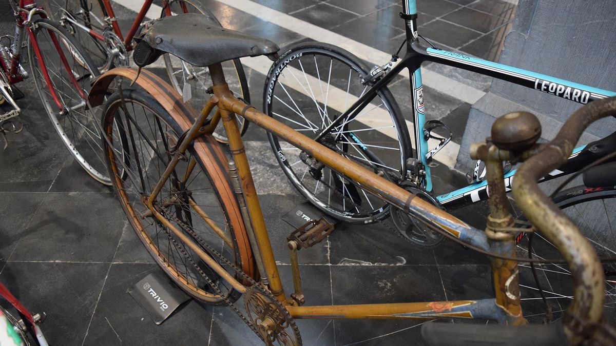 Nicolas Frantz' fixed gear 1927 Tour de France bike