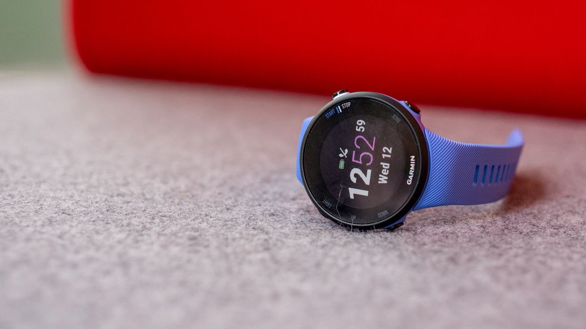 Garmin Forerunner 45 Review: 9 New Things To Know // Hands-on walk-through  