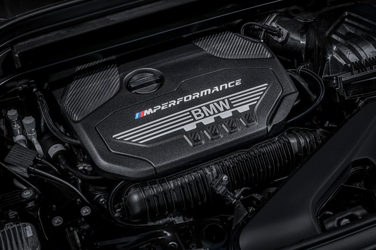 BMW M35i