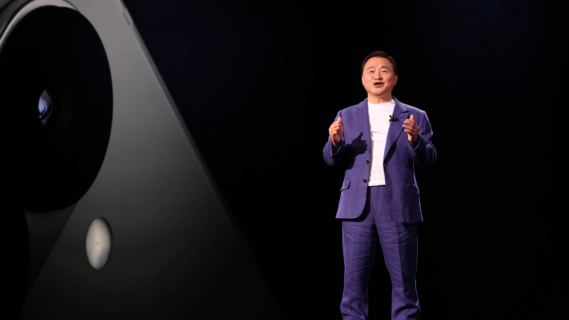 TM Roh at Samsung's Unpacked launch in Paris, France on 10 July 2024