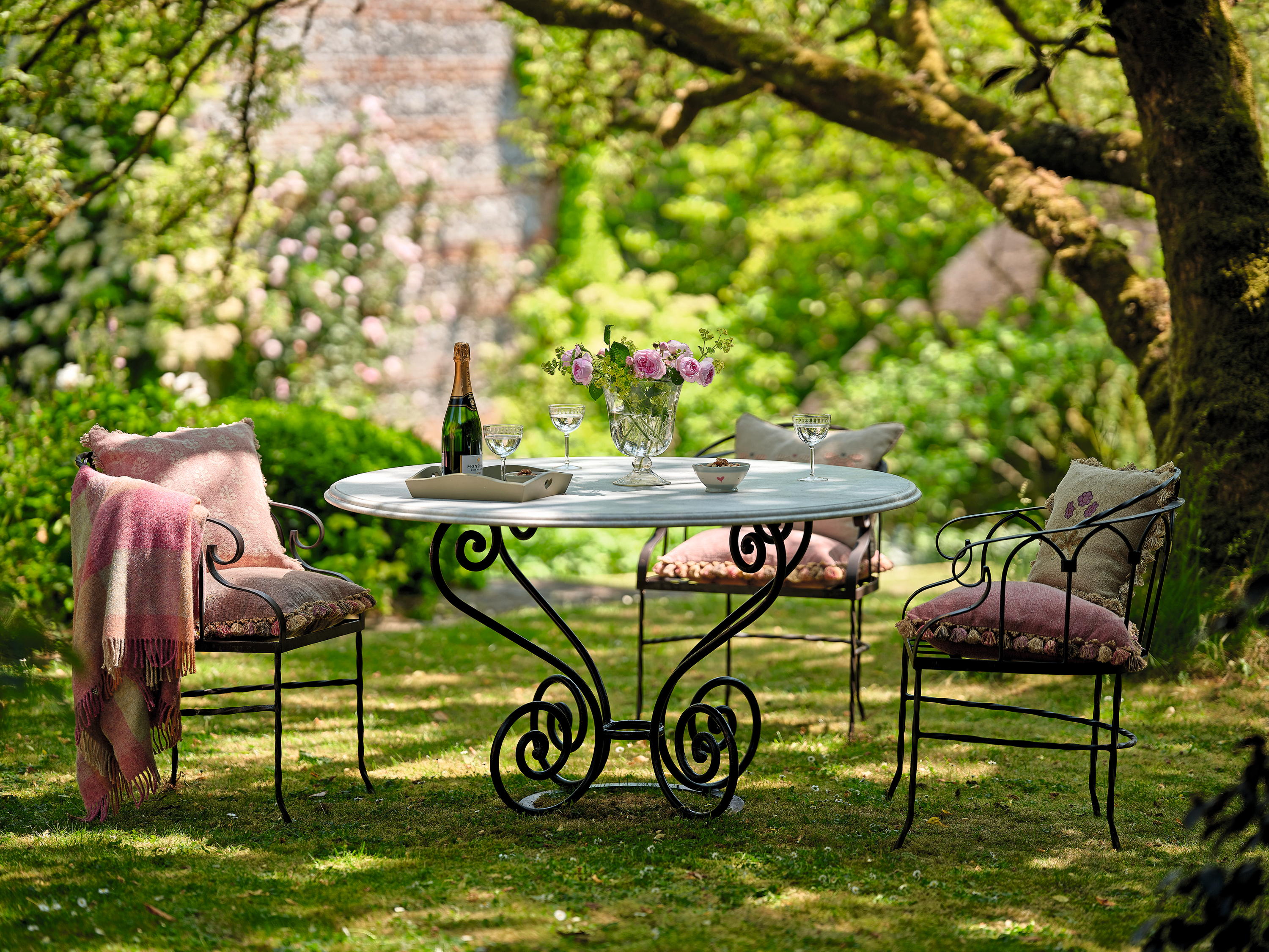 Susie Watson garden furniture