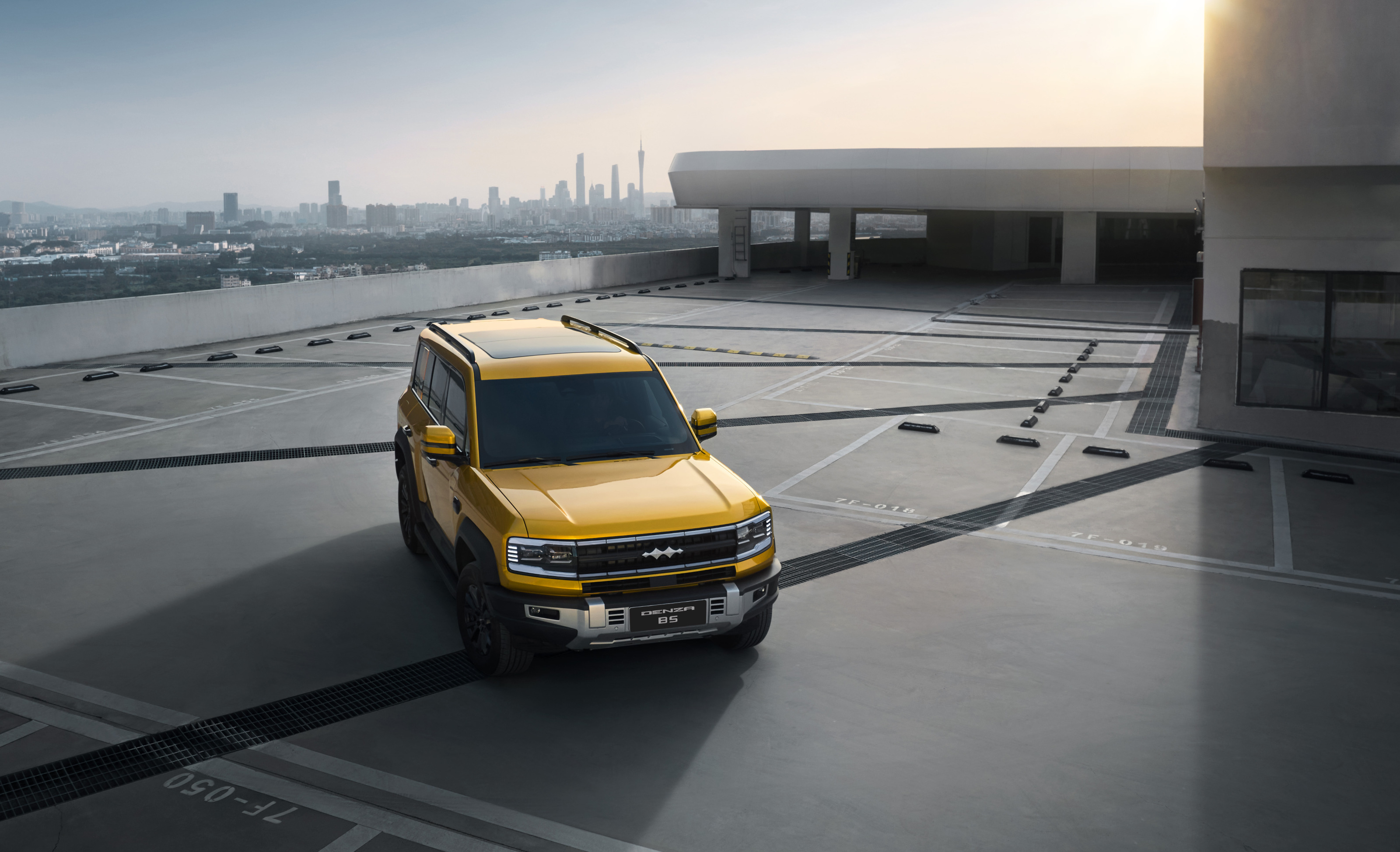 Denza B5 SUV