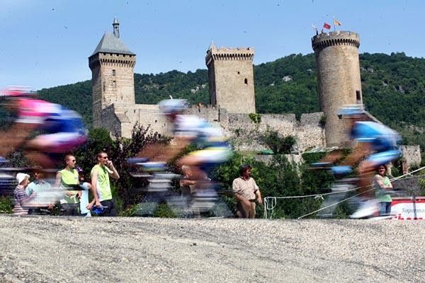 The break sped by a castle.